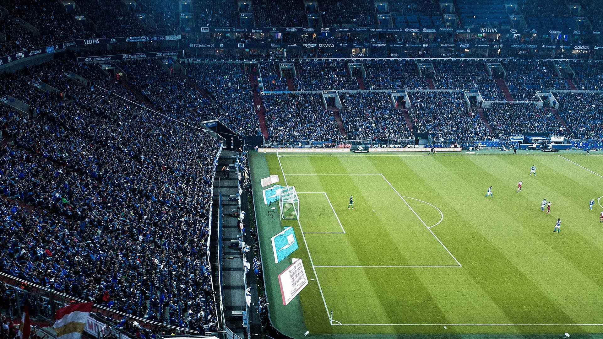 “马科斯·莫奇的精准防守和不屈精神,帮助阿根廷美洲狮队战胜强敌”